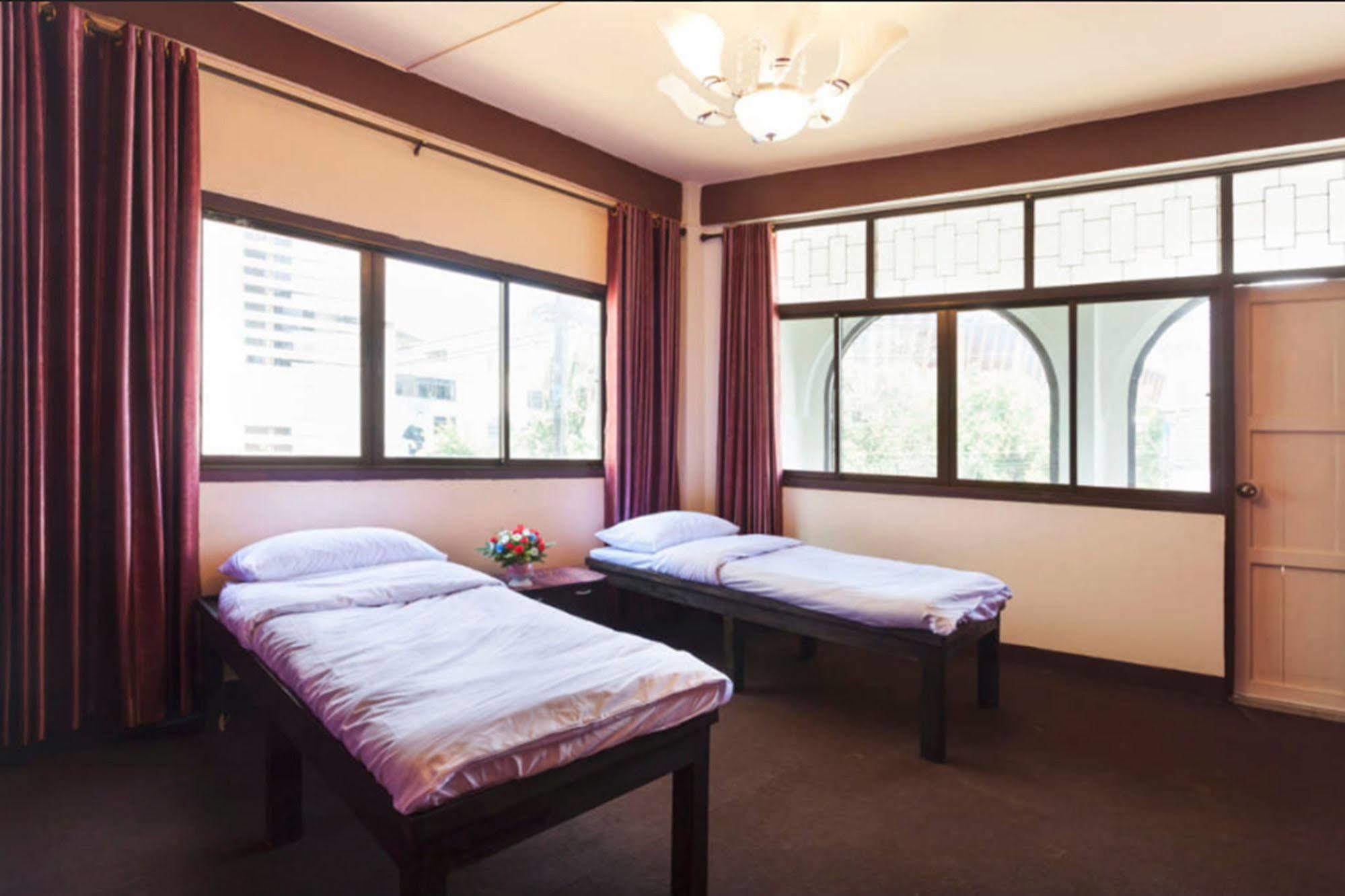 Ma Peak Hotel Chiang Mai Extérieur photo